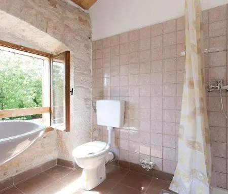 704 Ferienhaus Batlug